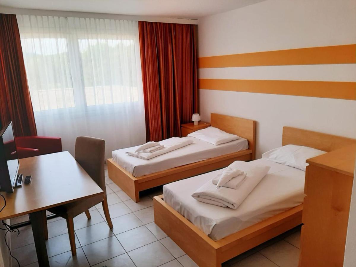 Double Room,998975991:JPEG